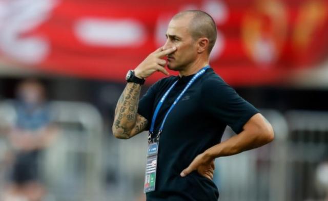 旺财28.com-5球大胜难掩一漏洞 广州队防线顽疾让卡帅也无奈